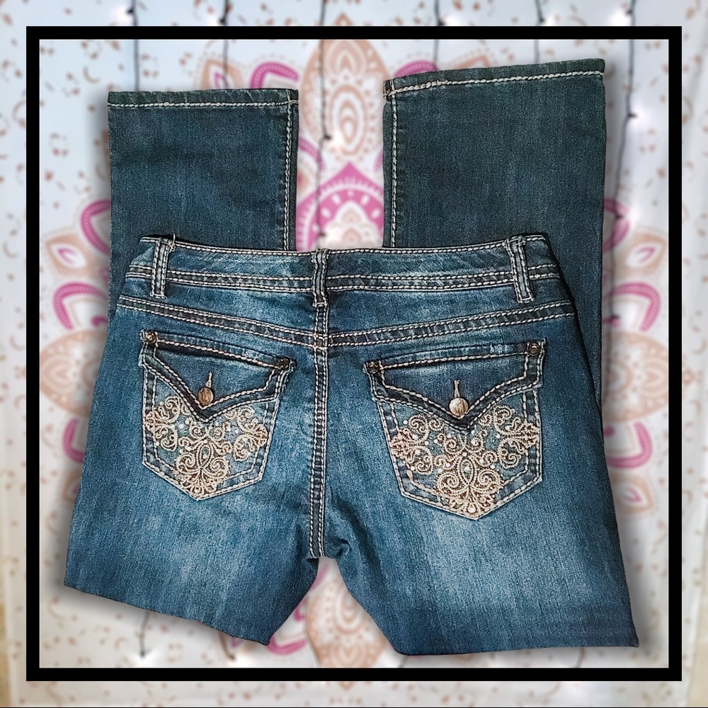 Nine West Rhinestone Low Rise Crop Jeans 28” SZ 6
